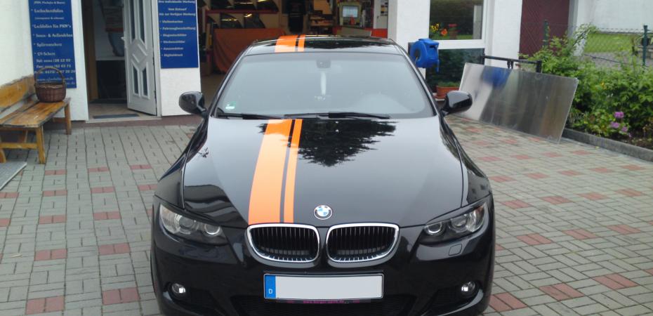 Car-Styling Vollverklebung Streifen BMW schwarz - Glasfolien Uwe Röske