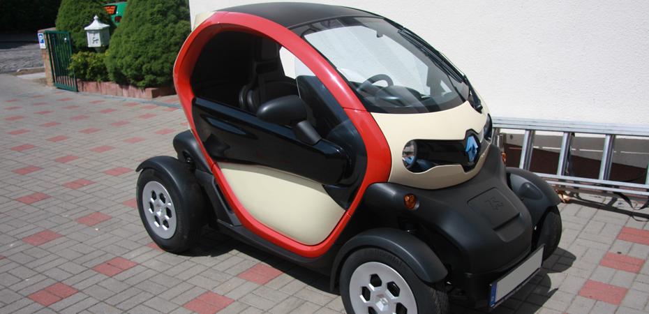 Renault Twizy Vollverklebung + Werbung - Chorona Immobilien Eberswalde